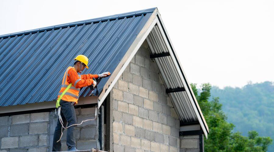 Expert Emergency Roof Repairs services in Vivian, LA